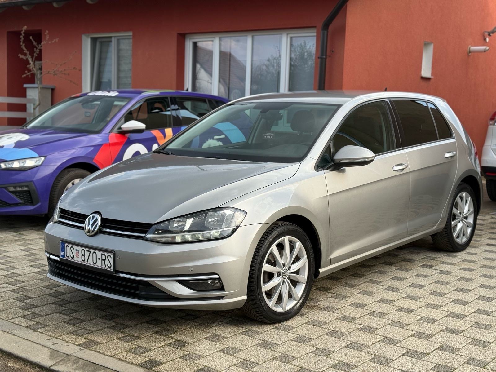 VW Golf 7.5 2,0 TDI BMT *NAPRAVLJEN VELIKI SERVIS* LEASING 350€/36 mj*, fotografija 9