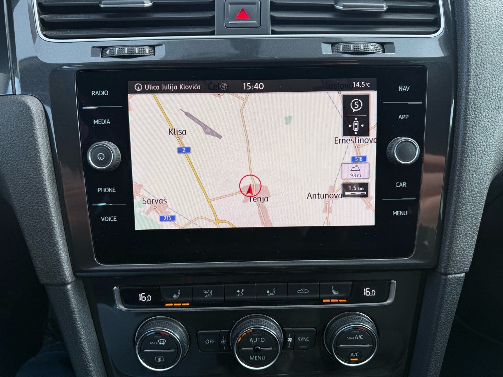 VW Golf 7.5 2,0 TDI BMT *NAPRAVLJEN VELIKI SERVIS* LEASING 350€/36 mj*, fotografija 16