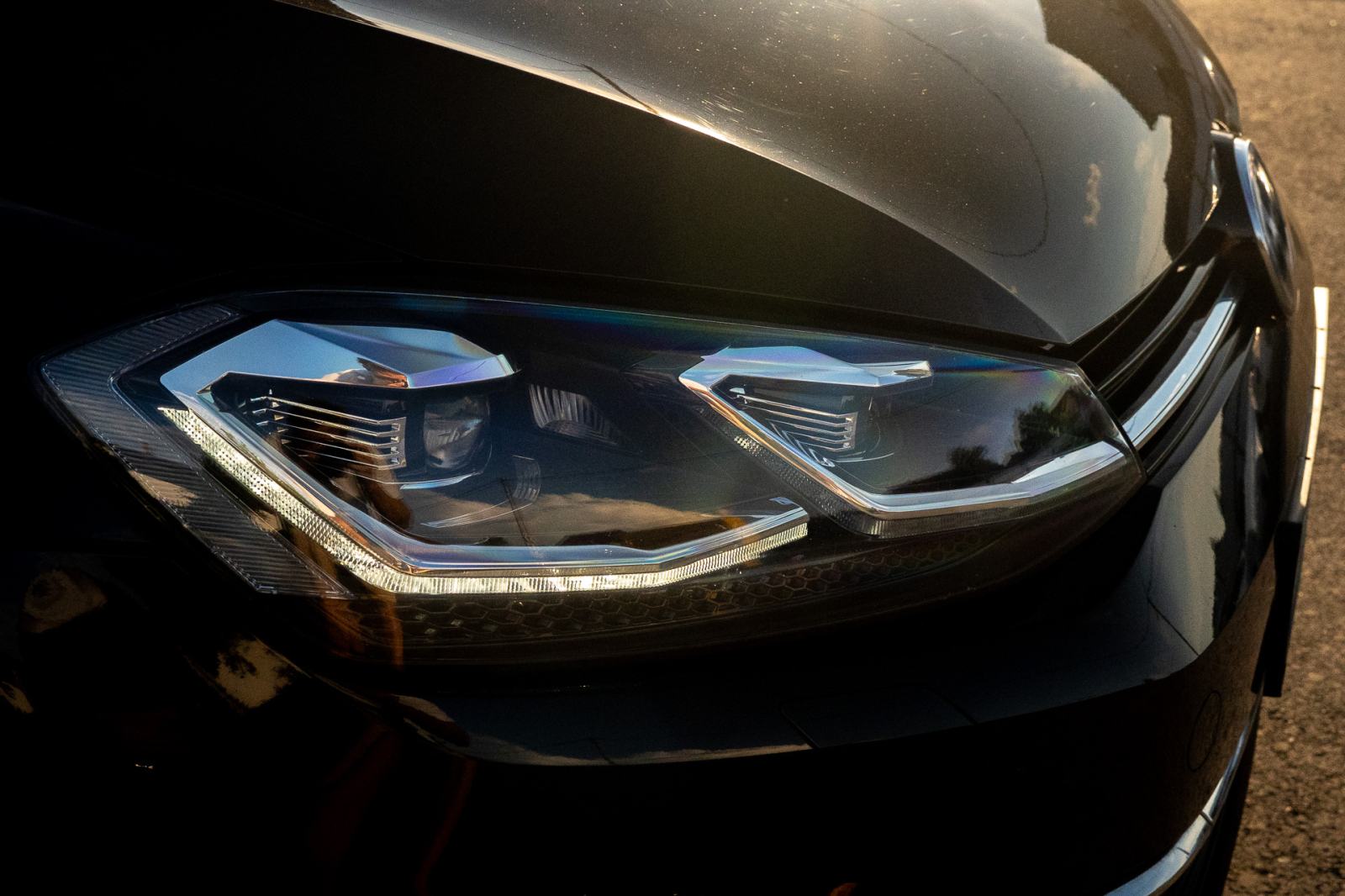 VW Golf 7.5 2,0 TDI, LED, Navi, ACC, u sutavu PDV-a, fotografija 6