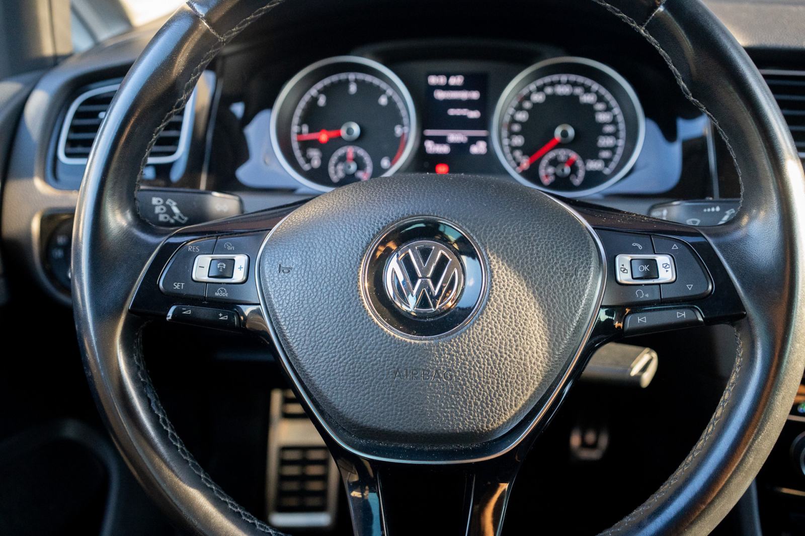 VW Golf 7.5 2,0 TDI, LED, Navi, ACC, u sutavu PDV-a, fotografija 11