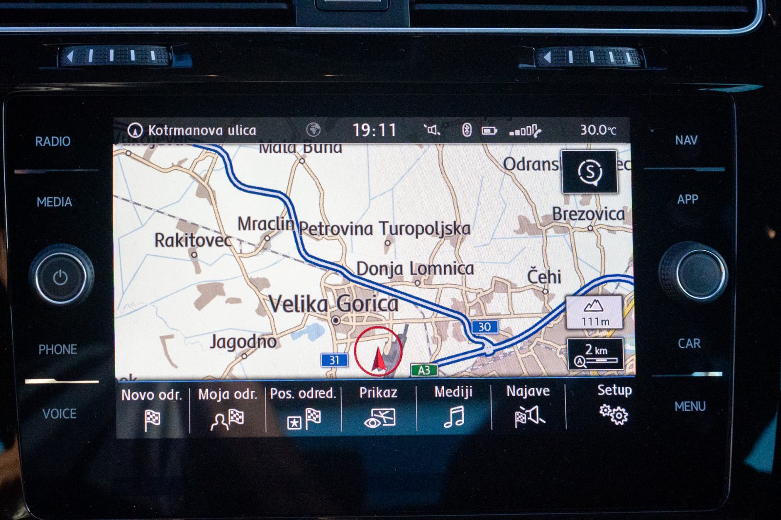 VW Golf 7.5 2,0 TDI, LED, Navi, ACC, u sutavu PDV-a, fotografija 18