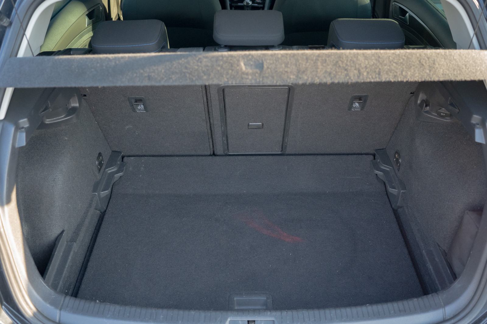 VW Golf 7.5 2,0 TDI, LED, Navi, ACC, u sutavu PDV-a, fotografija 20