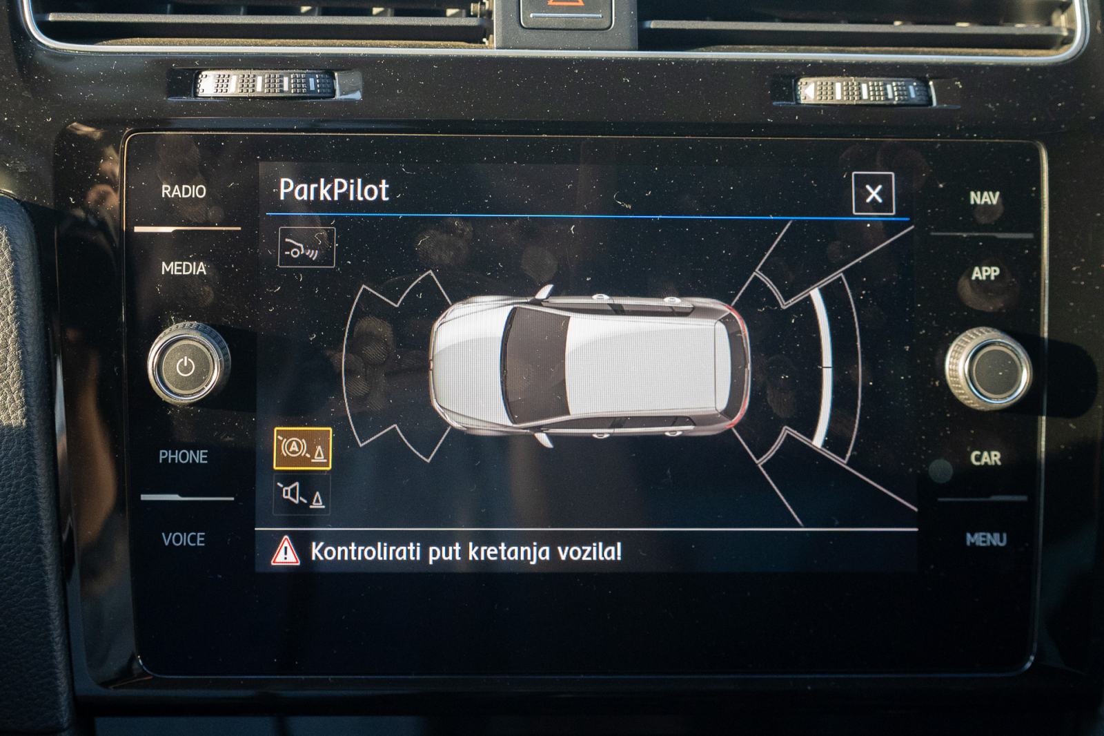 VW Golf 7.5 2,0 TDI, LED, Navi, ACC, u sutavu PDV-a, fotografija 17