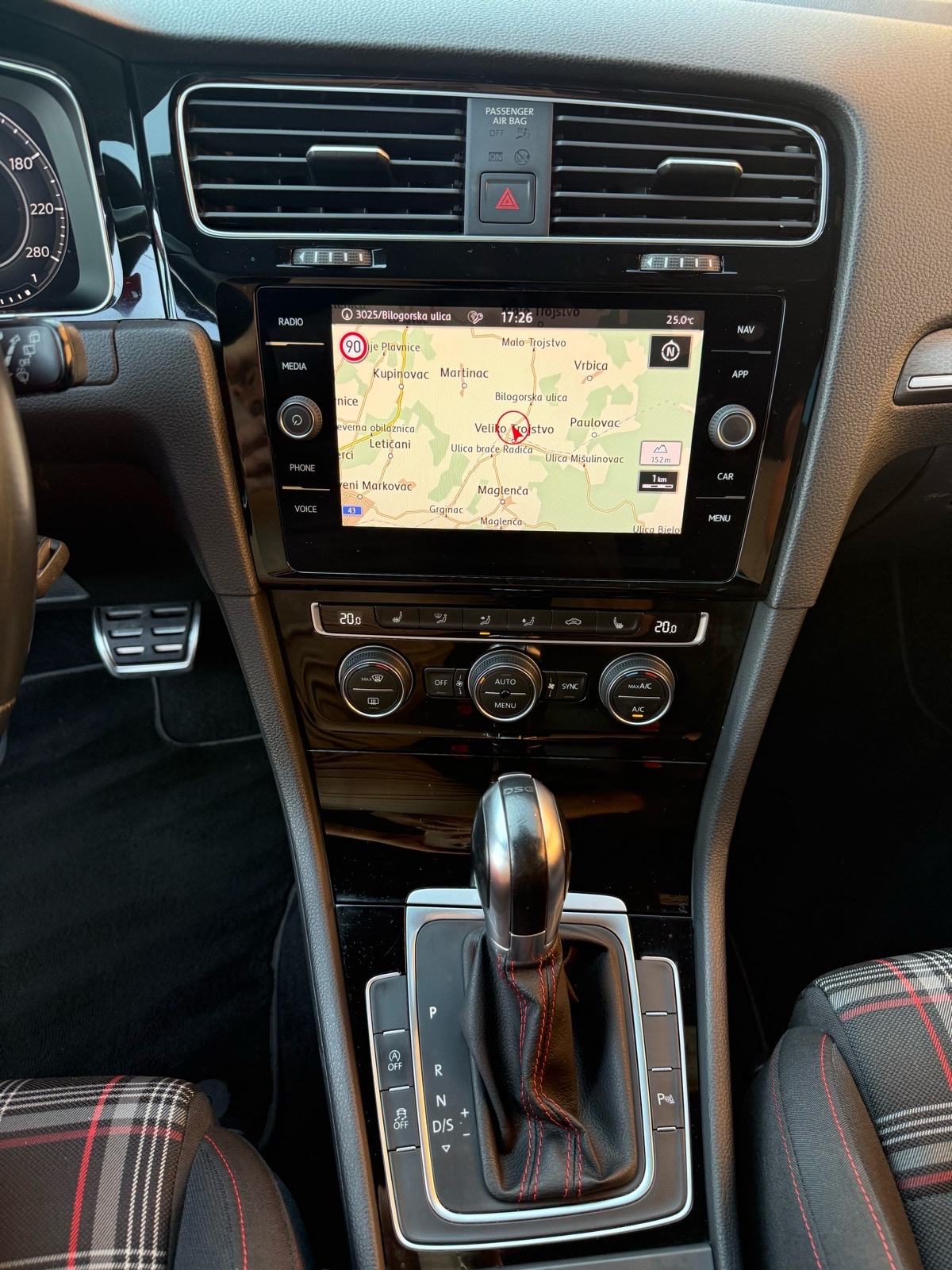 VW GOLF 7.5 2.0 TSI GTI PERFORMANCE•VIRTUAL•LED•DSG•NAVI•GARANCIJA•, fotografija 16