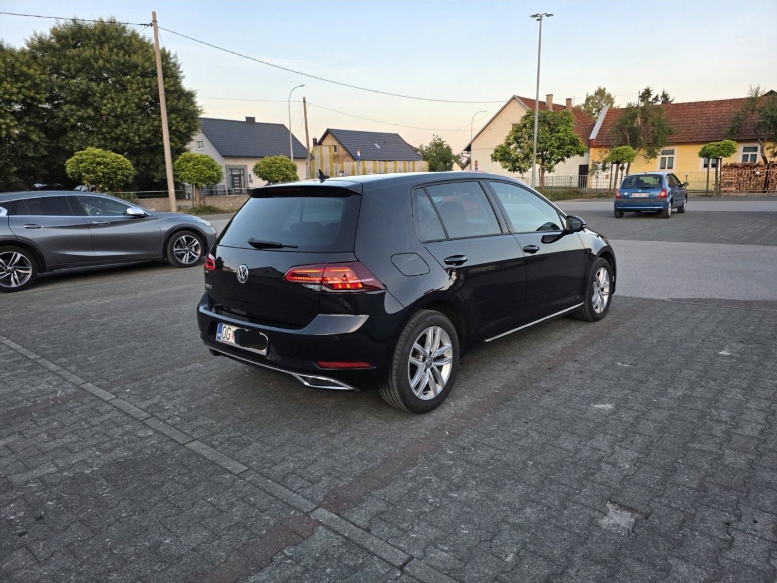 VW Golf 7.5 facelift 2019. 115ks Reg 7/2027. Mali S. ACC LED alcantara, fotografija 4