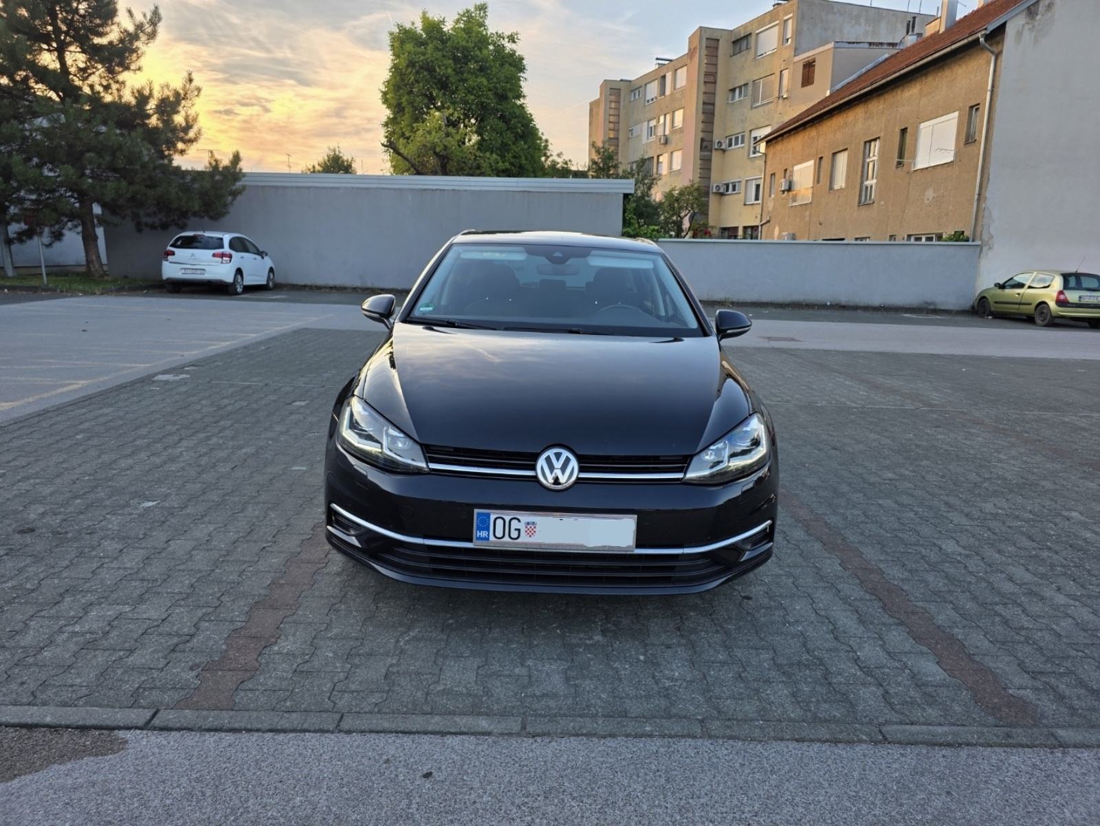 VW Golf 7.5 facelift 2019. 115ks Reg 7/2027. Mali S. ACC LED alcantara, fotografija 2