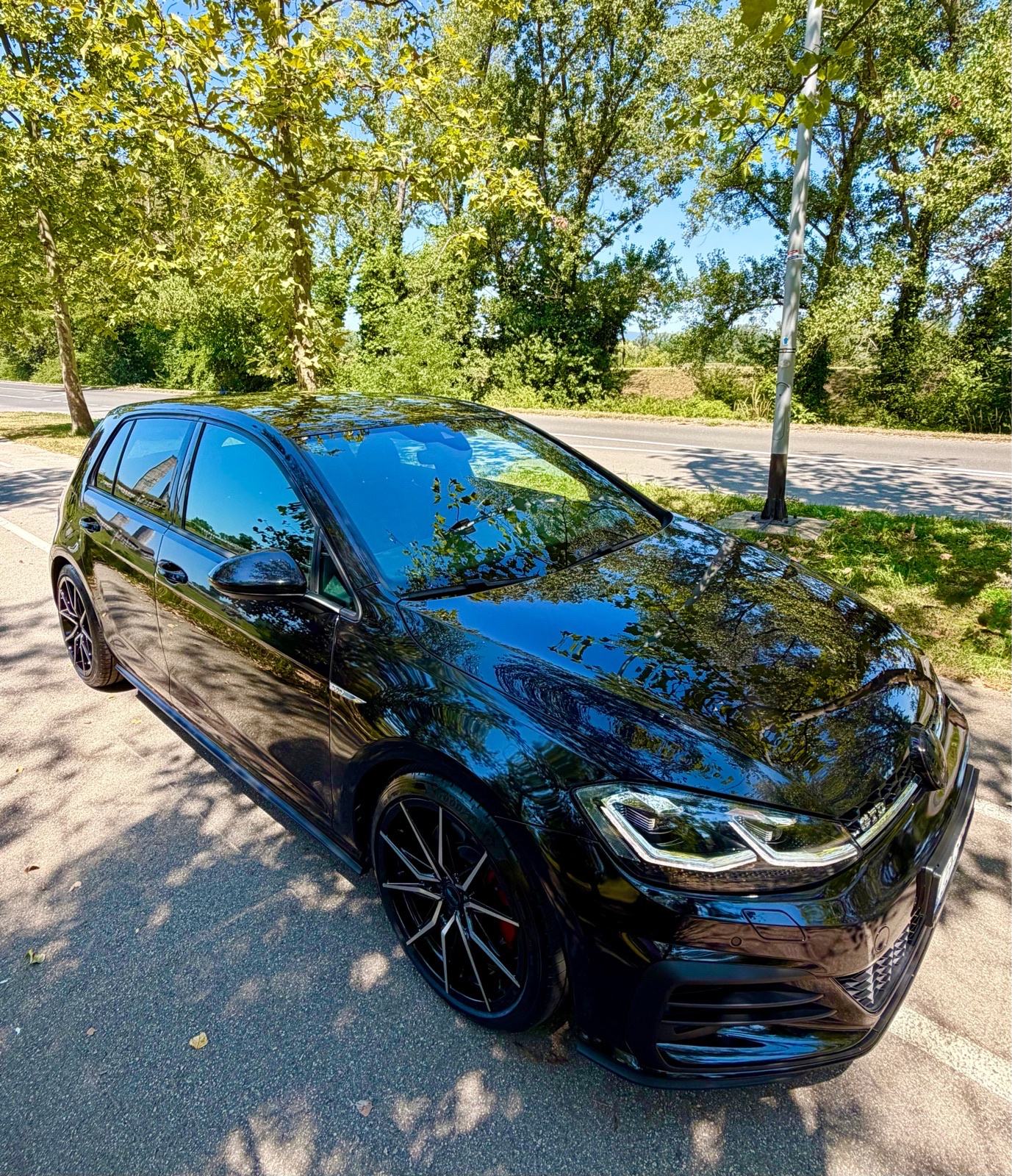 VW Golf 7.5 GTD - pročitati detaljno- PRILIKA, pogled izvana - slika 1