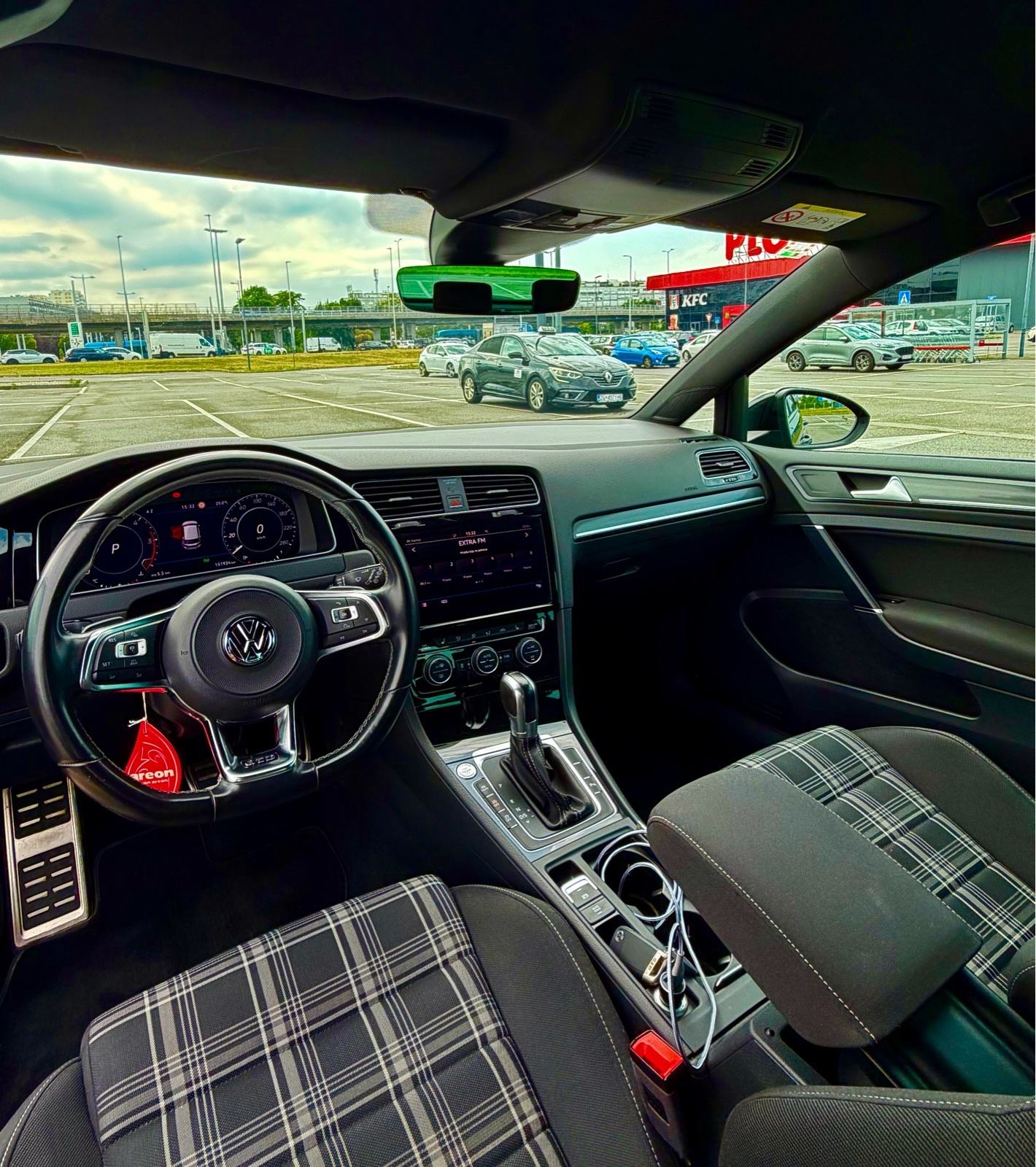 VW Golf 7.5 GTD - pročitati detaljno- PRILIKA, fotografija 14