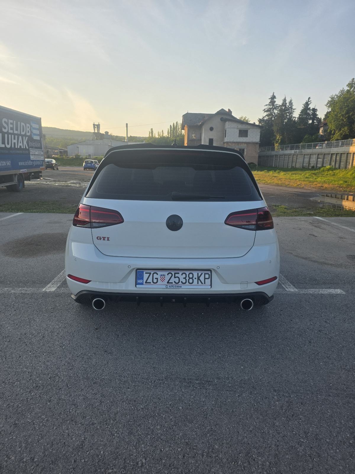 VW GOLF 7.5 GTI PREFORMANCE 2.0 TSI DSG 2020, fotografija 2