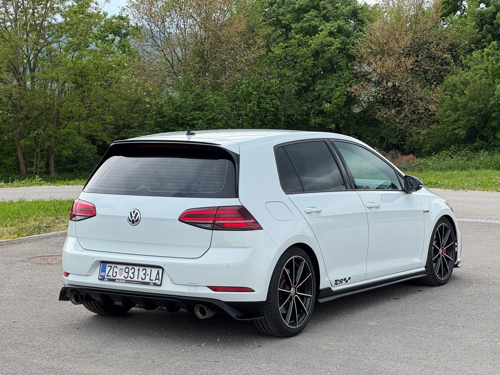 VW Golf 7.5 GTI TCR DSG AKRAPOVIČ, pogled izvana - slika 5