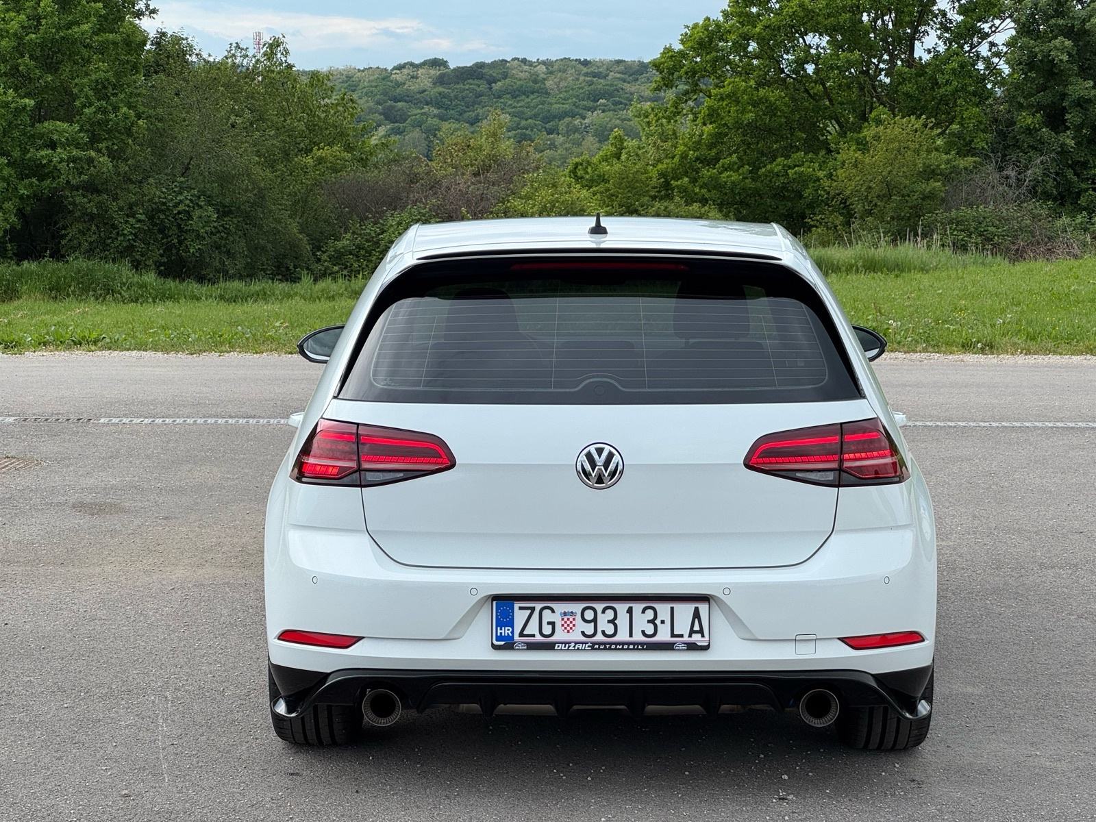 VW Golf 7.5 GTI TCR DSG AKRAPOVIČ, fotografija 6