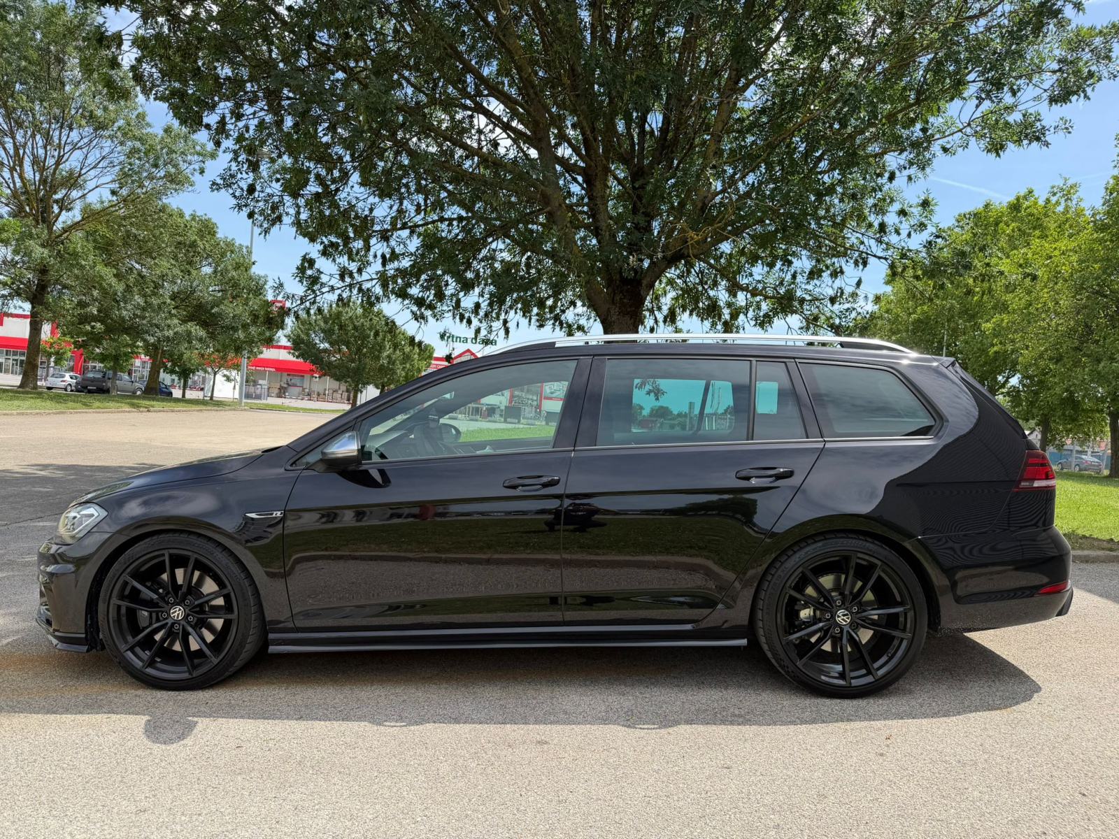 VW GOLF 7.5 R, 4motion, 300KS, ALU 19", TOP STANJE, SAMO 30.000 km!!, fotografija 7