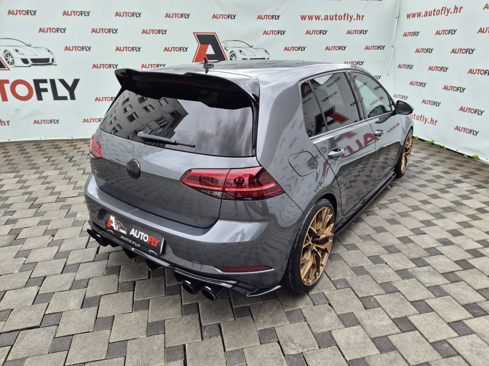 VW Golf 7.5 R 4Motion DSG, Dynaudio, ACC, Kamera, Virtual, Koža, 19", fotografija 8
