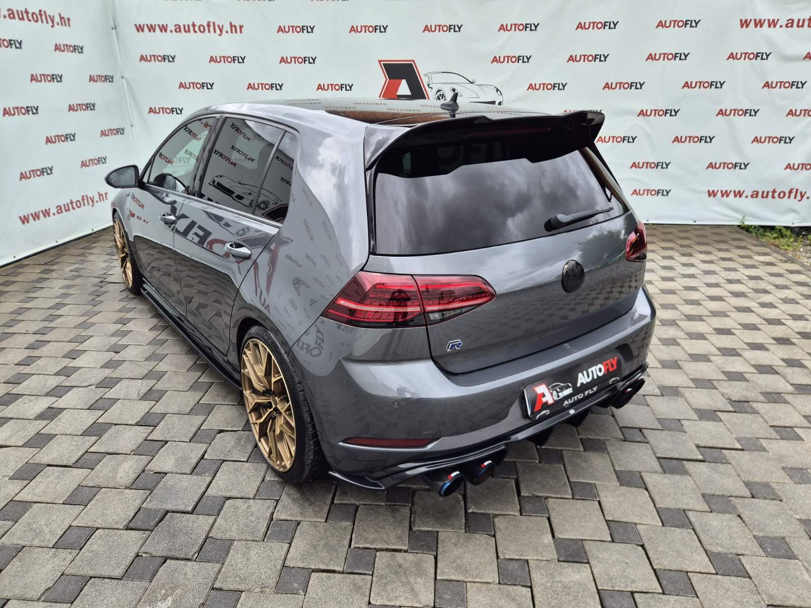 VW Golf 7.5 R 4Motion DSG, Dynaudio, ACC, Kamera, Virtual, Koža, 19", fotografija 6