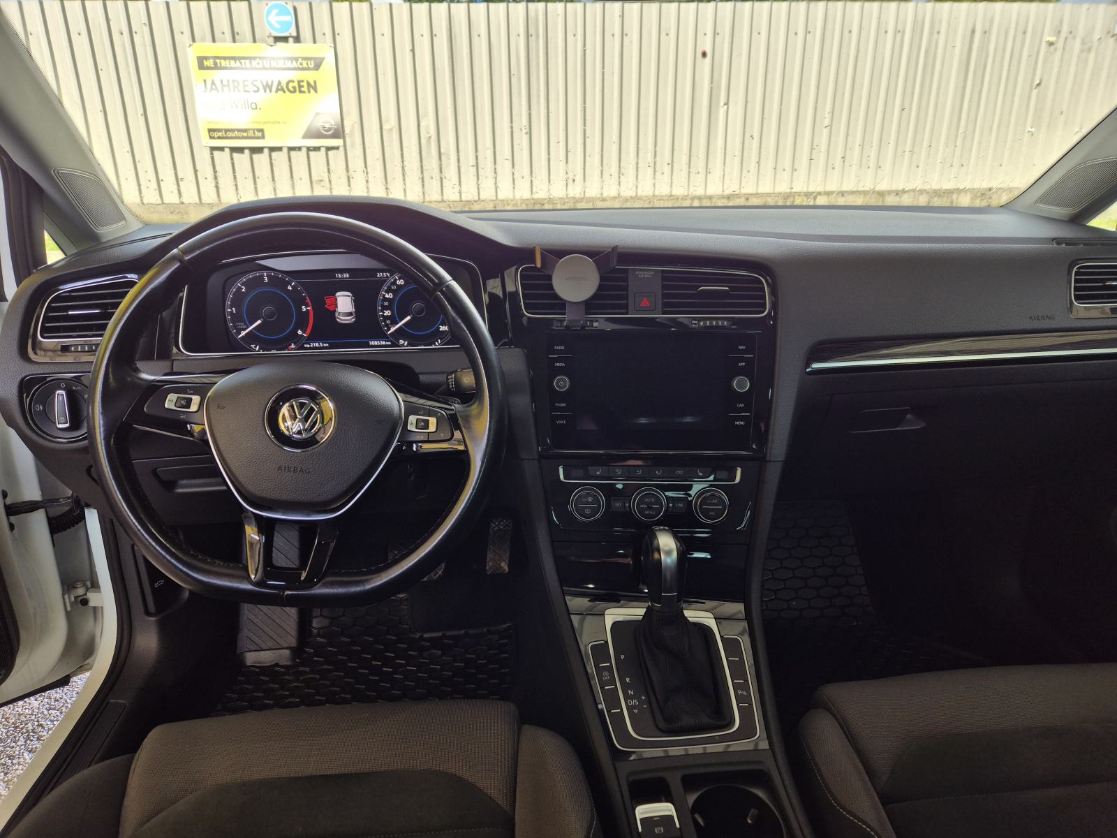 VW Golf 7.5 R-Line 2.0 TDI DSG, fotografija 12