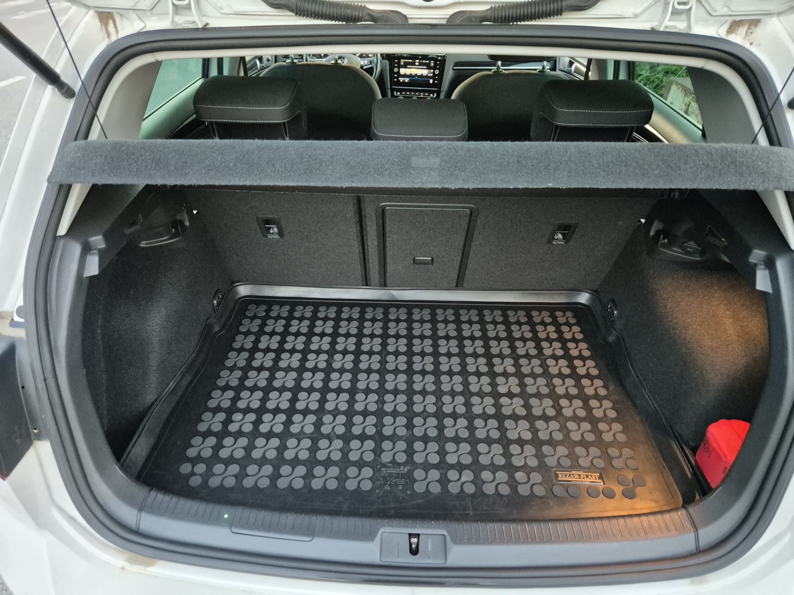 VW Golf 7.5 R-Line 2.0 TDI DSG, fotografija 20