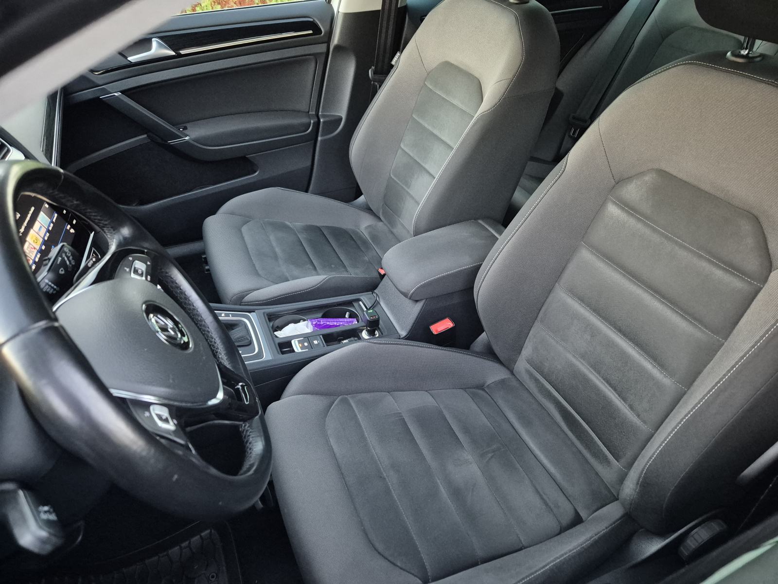 VW Golf 7.5 R-Line 2.0 TDI DSG, fotografija 18