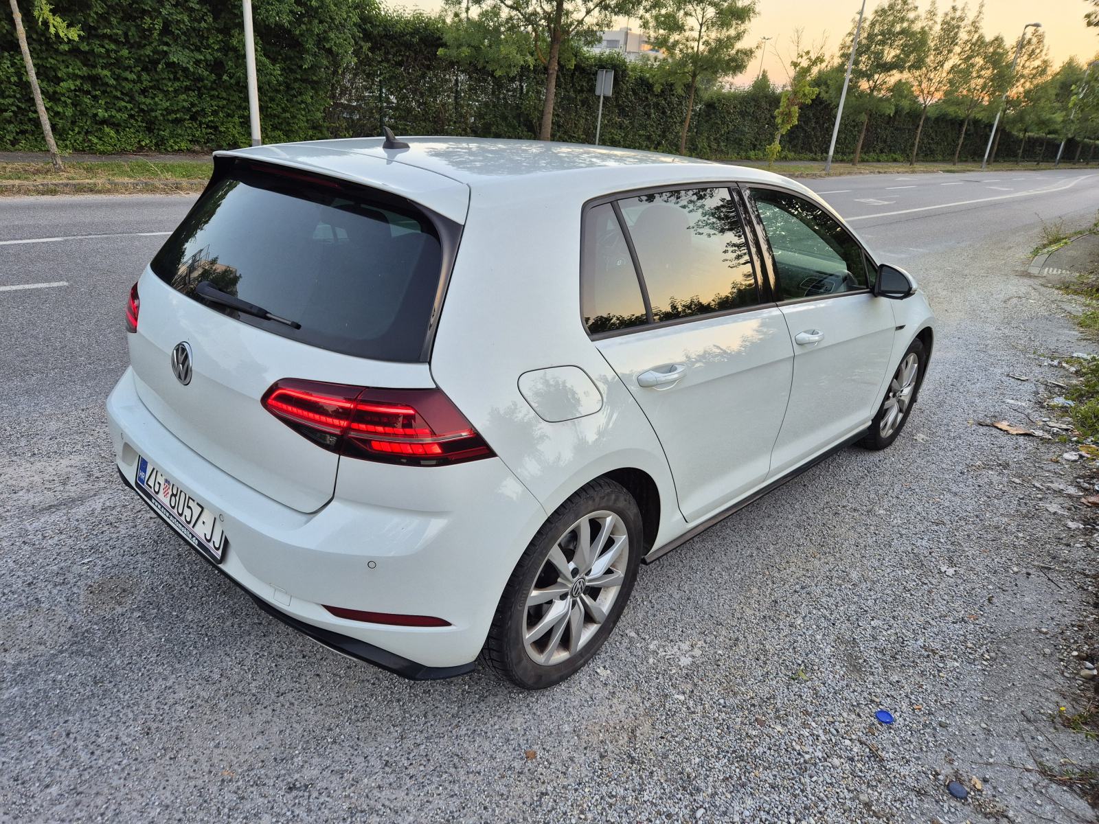 VW Golf 7.5 R-Line 2.0 TDI DSG, fotografija 16