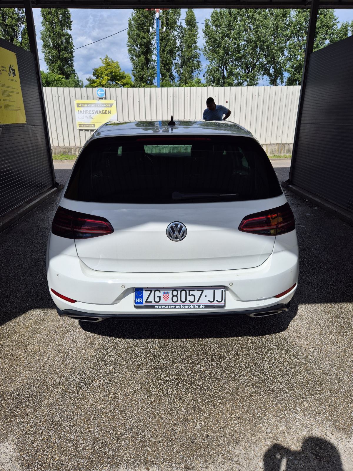 VW Golf 7.5 R-Line 2.0 TDI DSG, fotografija 6
