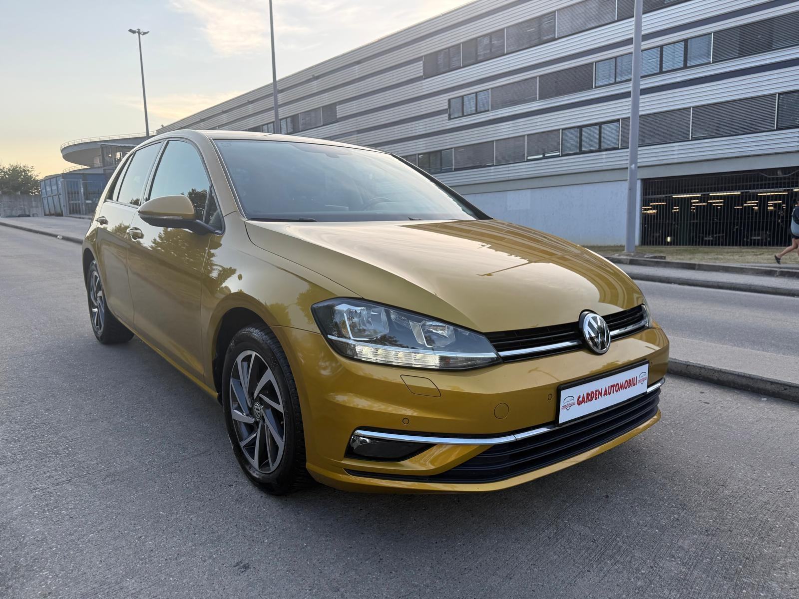 VW Golf 7.5 Redizajn 1,6 TDI*SOUND*NAVI*LED*TOP STANJE*REG. 3/2027*, pogled izvana - slika 2