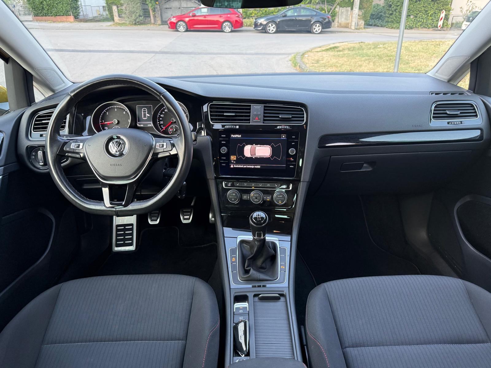 VW Golf 7.5 Redizajn 1,6 TDI*SOUND*NAVI*LED*TOP STANJE*REG. 3/2027*, fotografija 10
