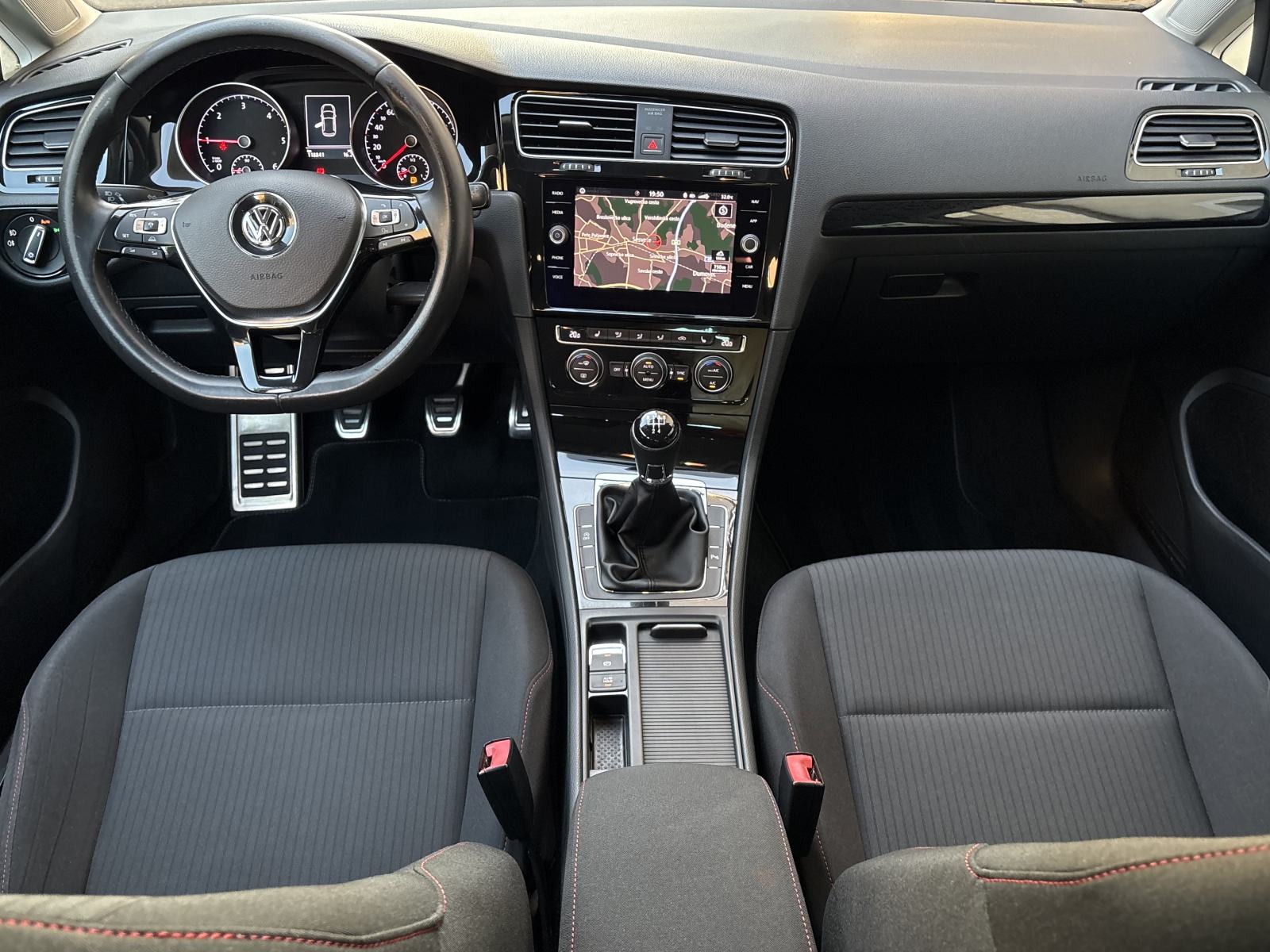 VW GOLF 7.5 SOUND! 1.6TDI REDIZAJN, NAVI, ACC, REG, SERVISNA, fotografija 9