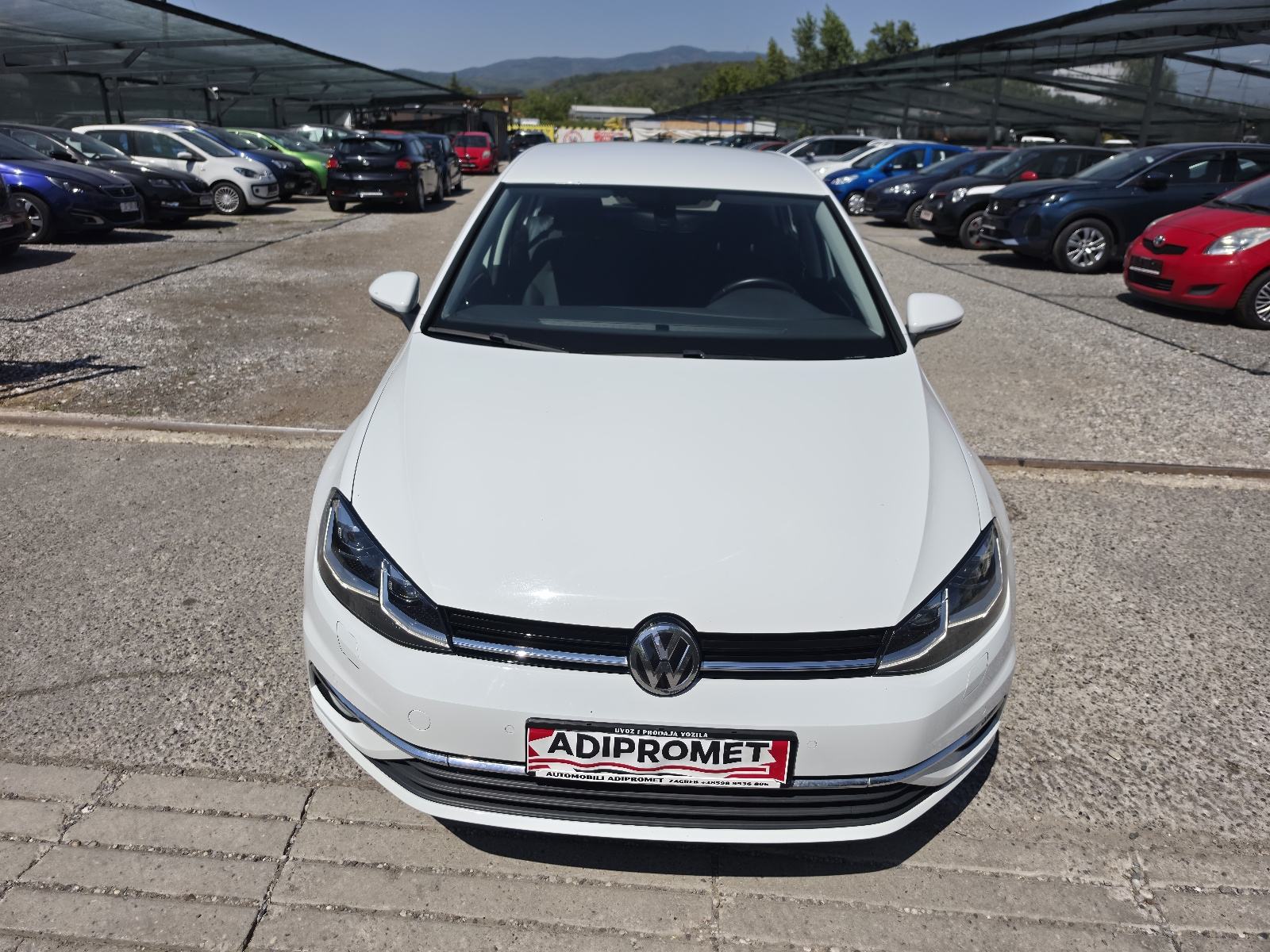 VW Golf 7.5 TSI / LED / VIRTUAL TAHO / ALU / REG 1 GOD / TOP /, fotografija 4