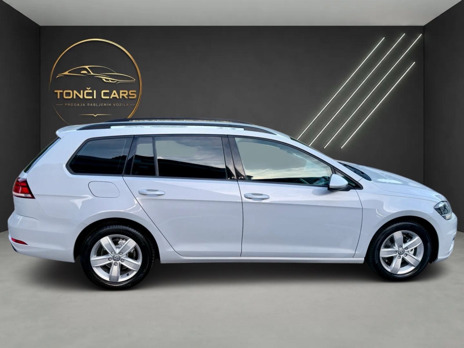 VW Golf 7.5 Variant 1,6 TDI * REDIZAJN * LED * KAO NOVI * 2017 *, fotografija 6
