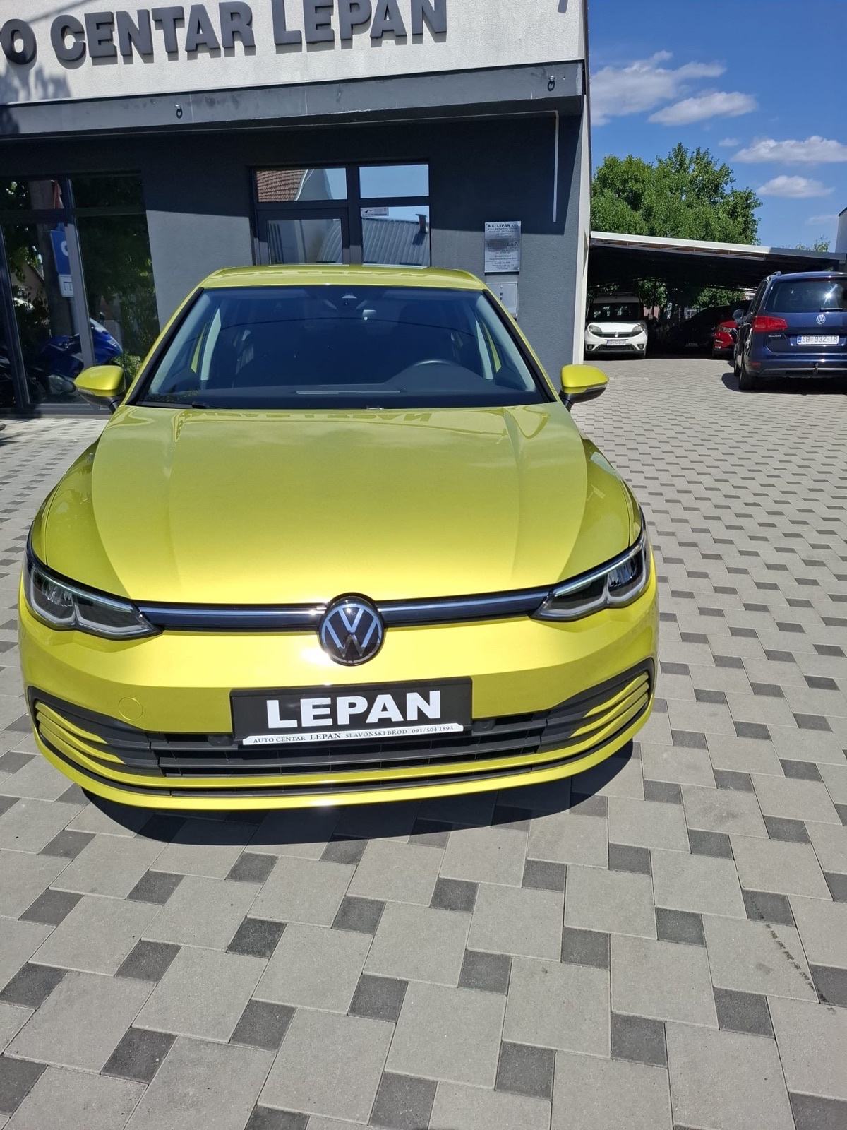 VW Golf 8 1 0 TSI 2021god 50tkm LED XENON JAMSTVO NA IME KUPCA, fotografija 2