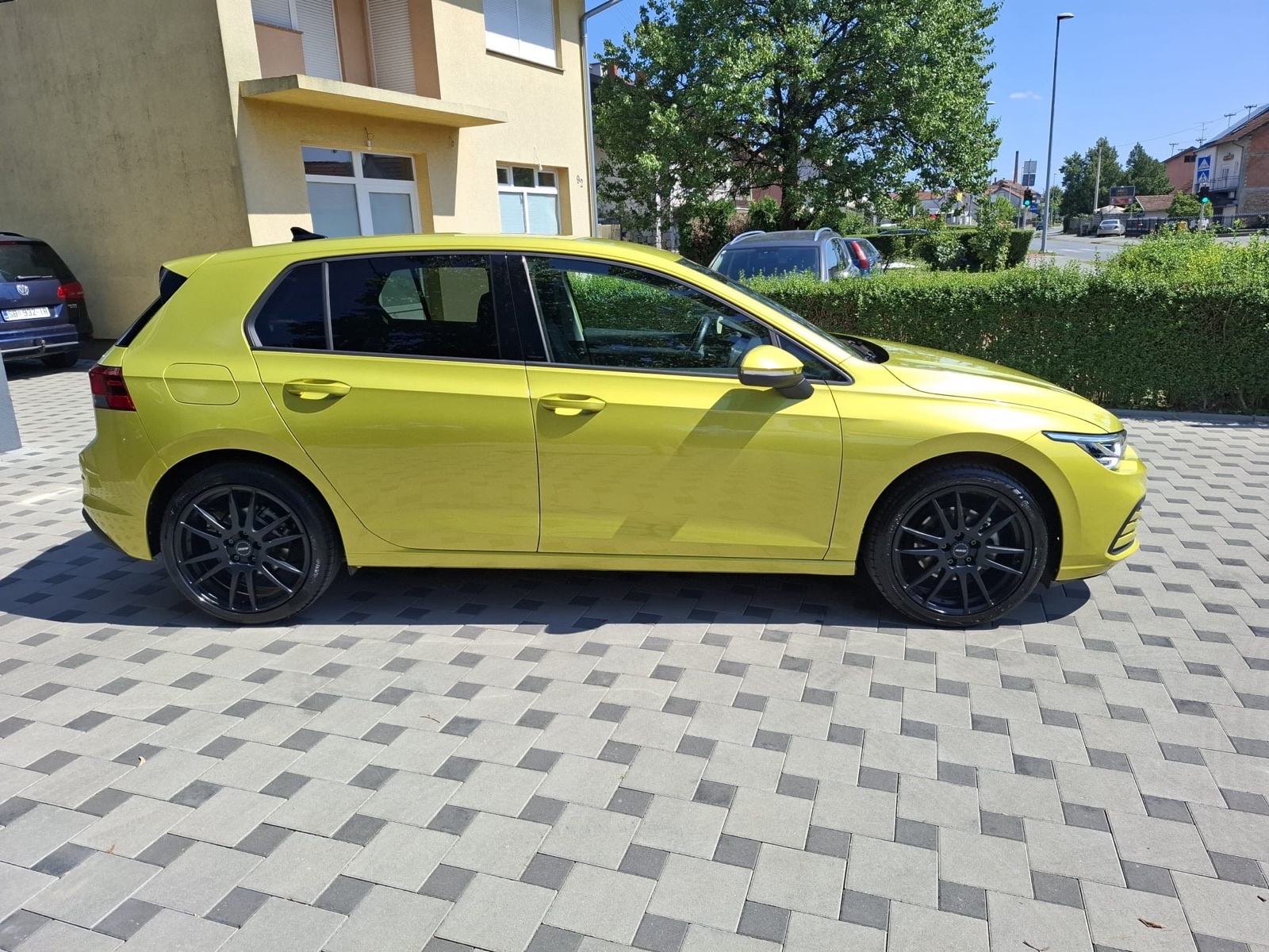 VW Golf 8 1 0 TSI 2021god 50tkm LED XENON JAMSTVO NA IME KUPCA, fotografija 4