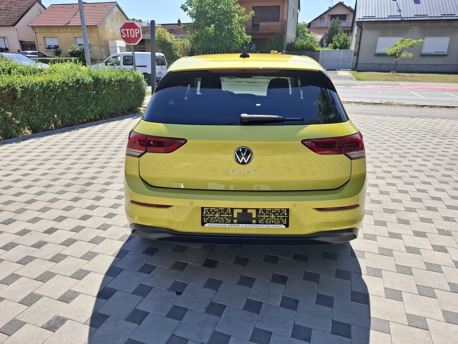 VW Golf 8 1 0 TSI 2021god 50tkm LED XENON JAMSTVO NA IME KUPCA, fotografija 6