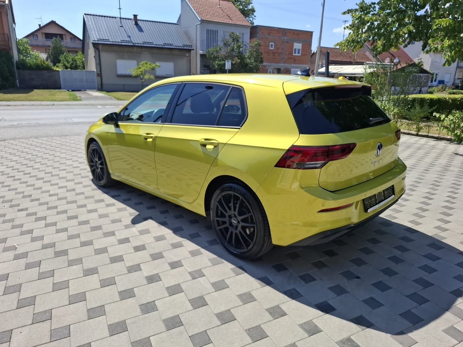 VW Golf 8 1 0 TSI 2021god 50tkm LED XENON JAMSTVO NA IME KUPCA, fotografija 7