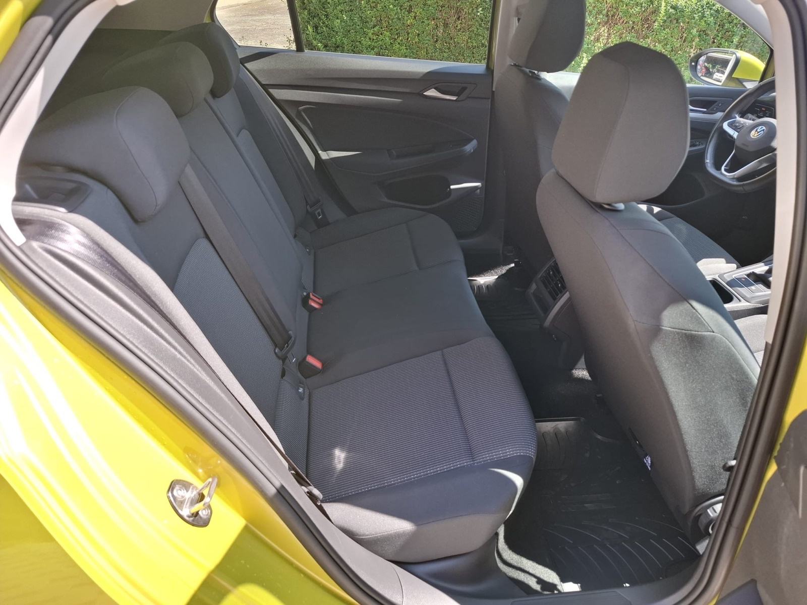 VW Golf 8 1 0 TSI 2021god 50tkm LED XENON JAMSTVO NA IME KUPCA, fotografija 11