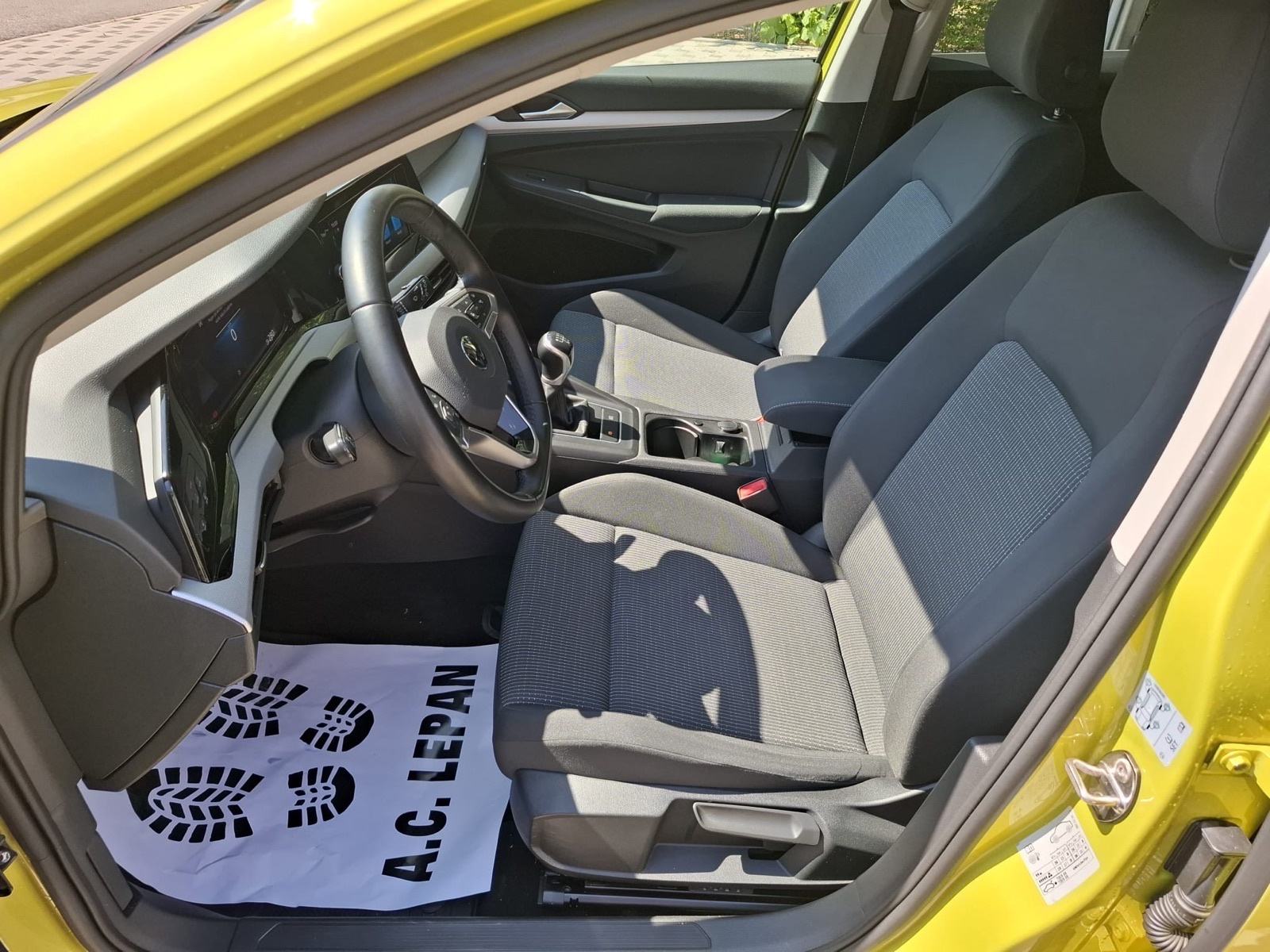 VW Golf 8 1 0 TSI 2021god 50tkm LED XENON JAMSTVO NA IME KUPCA, fotografija 13