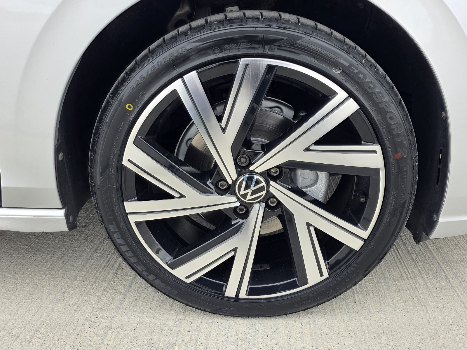 VW Golf 8 1,0 eTSI DSG,HIGHLINE IQ FAROVI,NAVI,ALU 18, fotografija 19