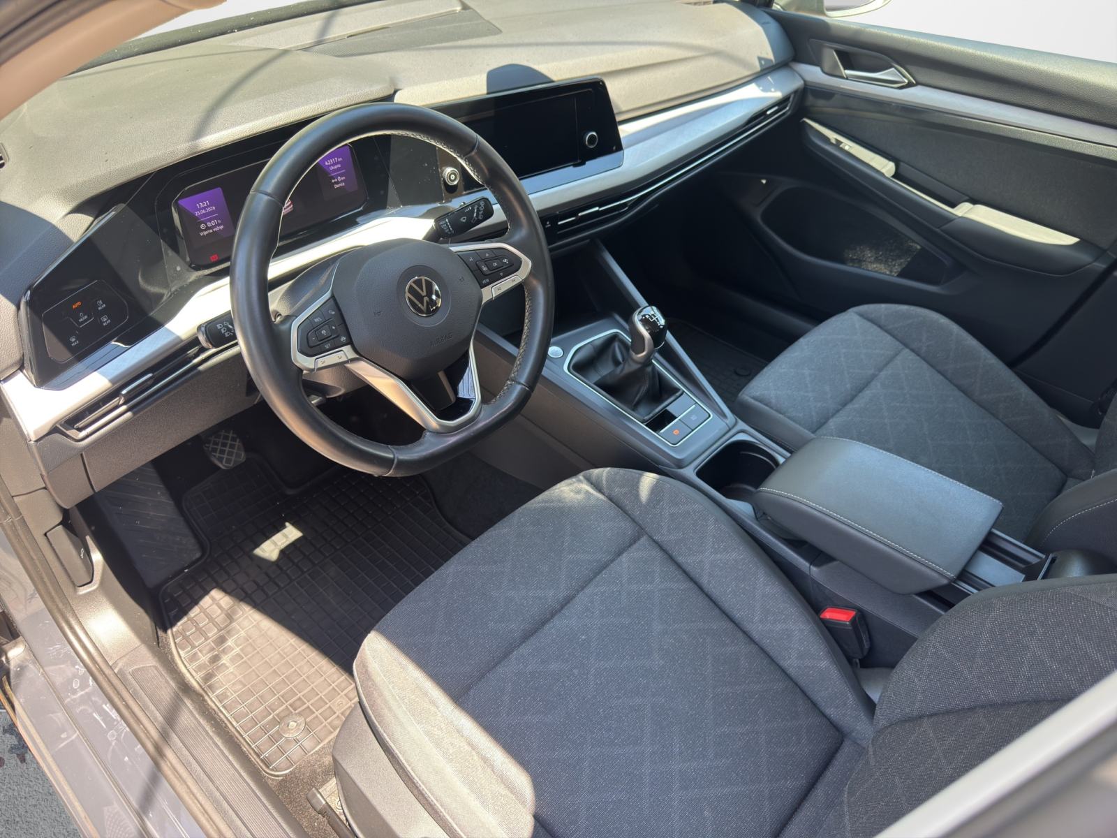 VW Golf 8 1,0 TSI Life "Tvorničko jamstvo", fotografija 7