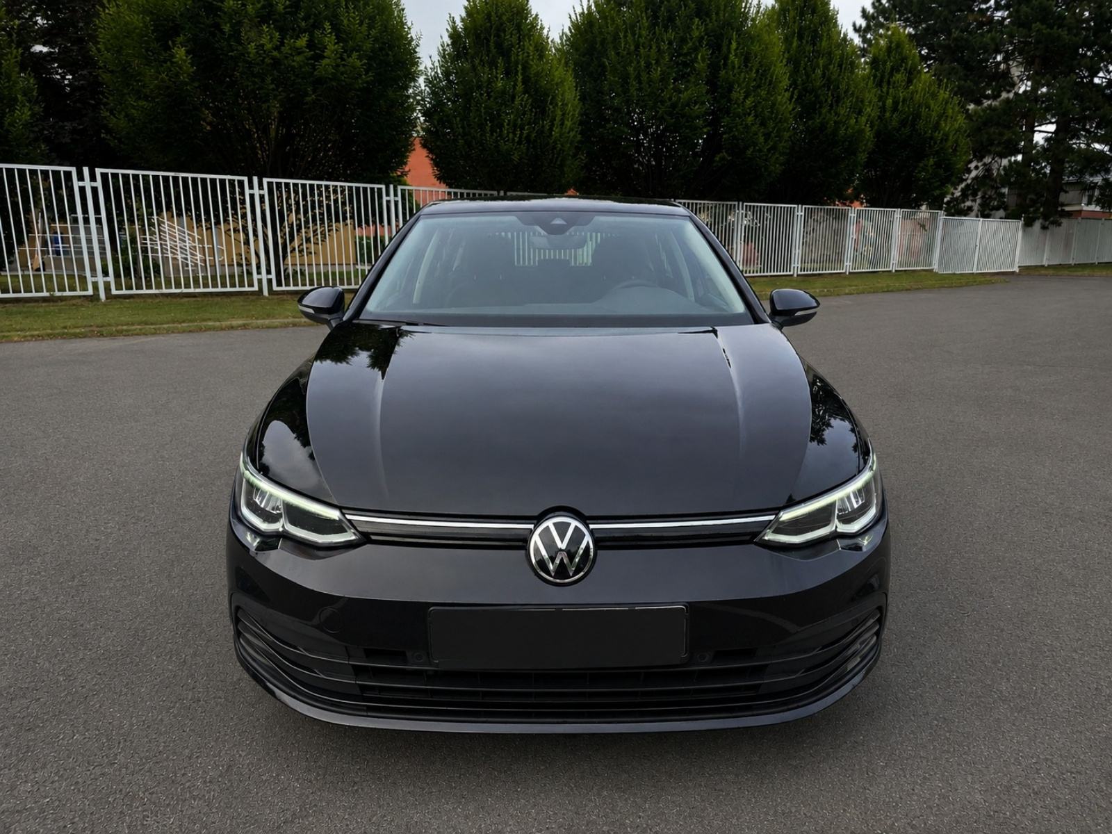 VW Golf 8 1,0 TSI, Life Plus, TOP STANJE, REG.GODINU DANA !, fotografija 3