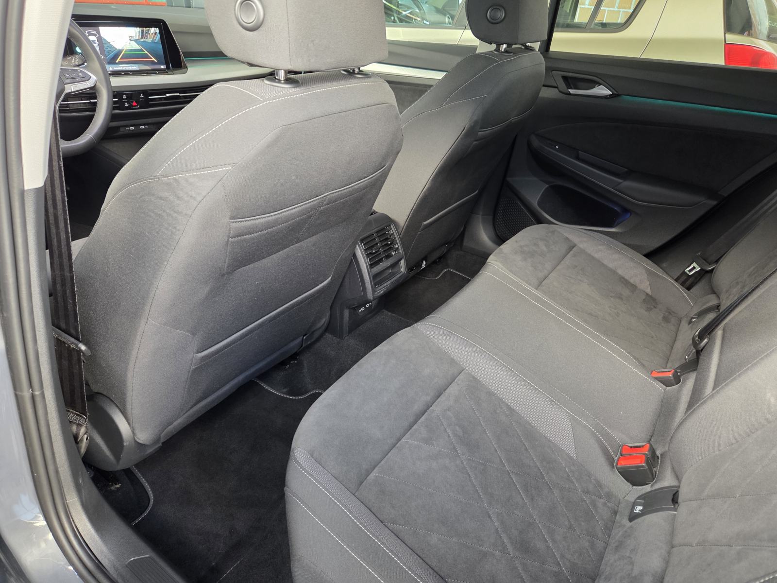 VW Golf 8 1.0 TSI STYLE, fotografija 4