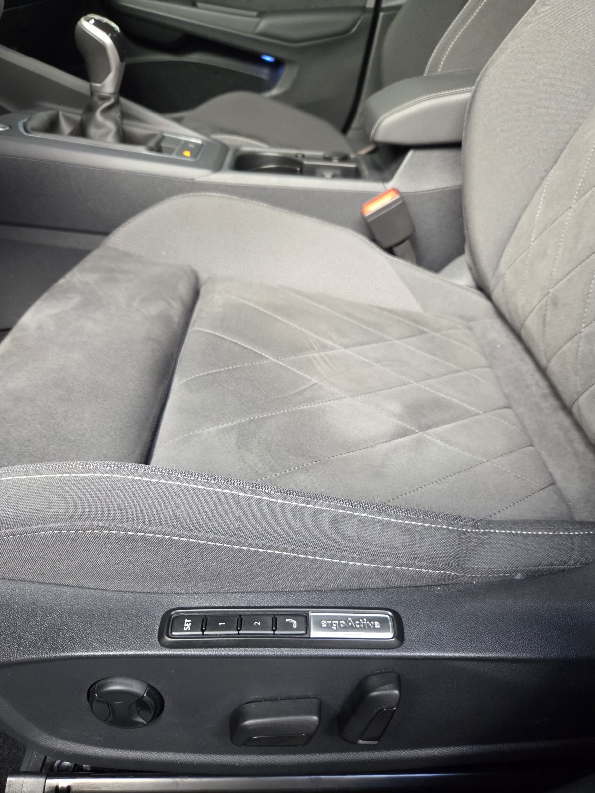 VW Golf 8 1.0 TSI STYLE, fotografija 5