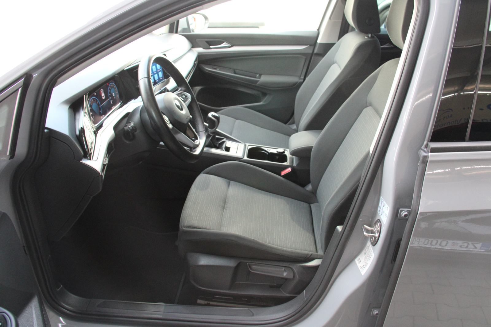 ➡️ VW Golf 8 1.0TSI Edition Virtual LED NAVI PDC R-Cam Radar 2021., fotografija 10