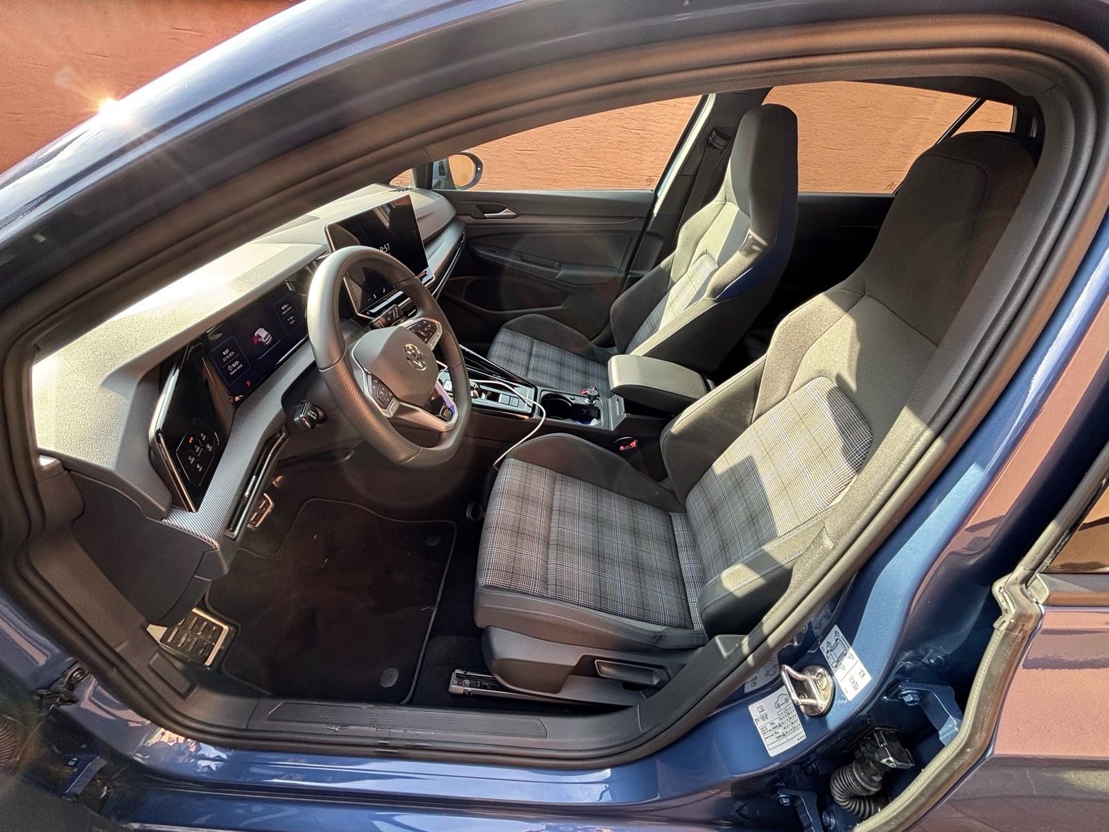 VW Golf 8.5 GTE - 272 KS, fotografija 4