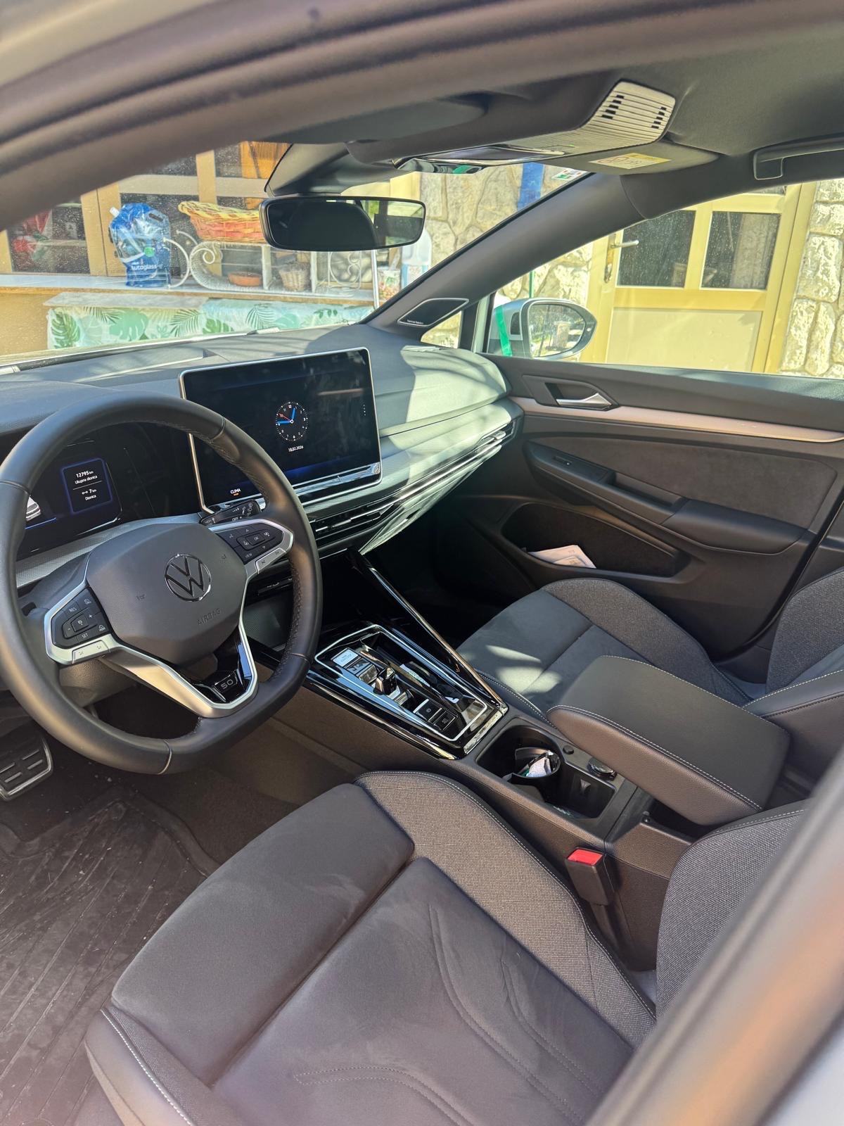 VW Golf 8 1,5 eTSI DSG, fotografija 8