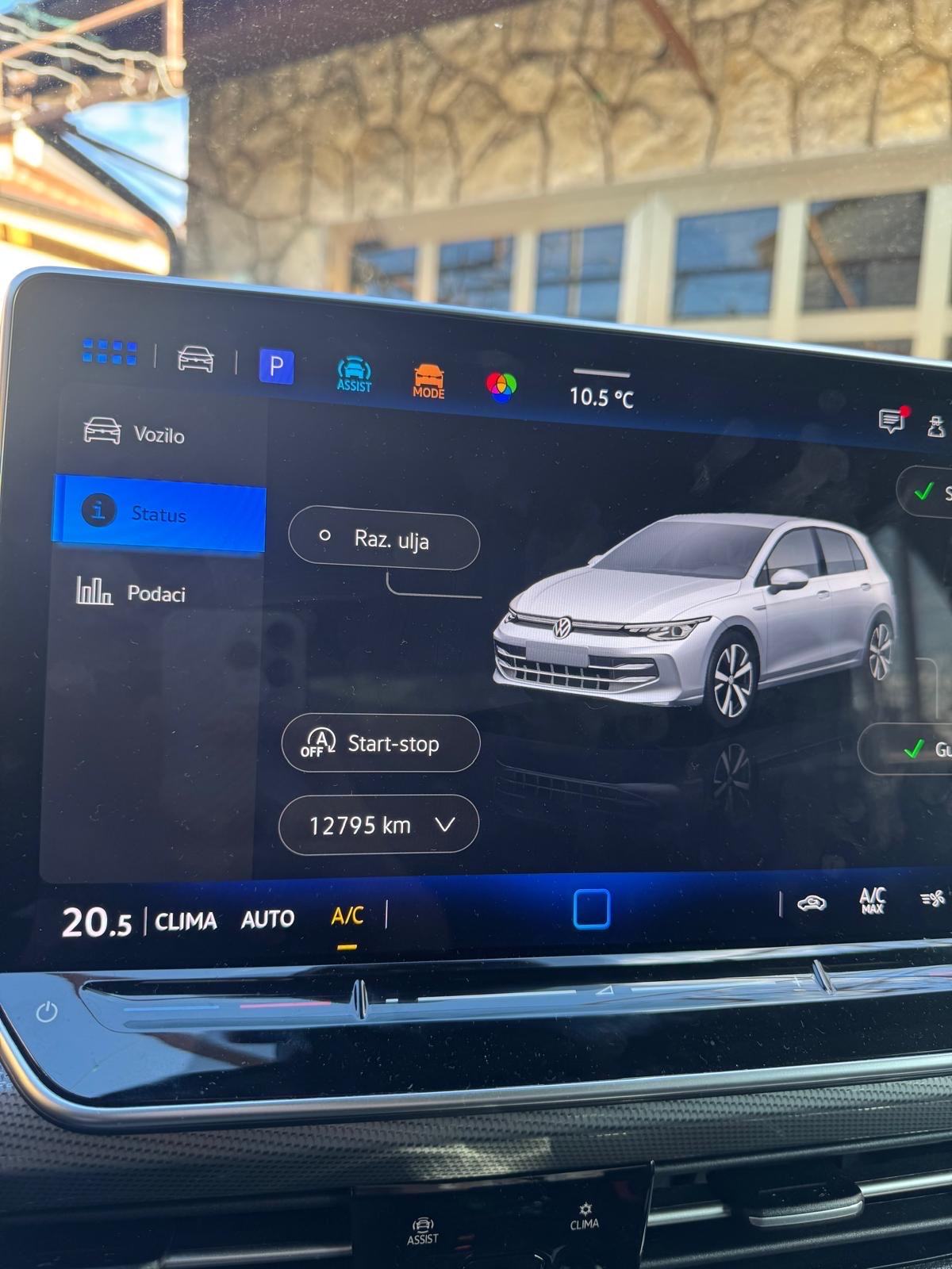 VW Golf 8 1,5 eTSI DSG, fotografija 10