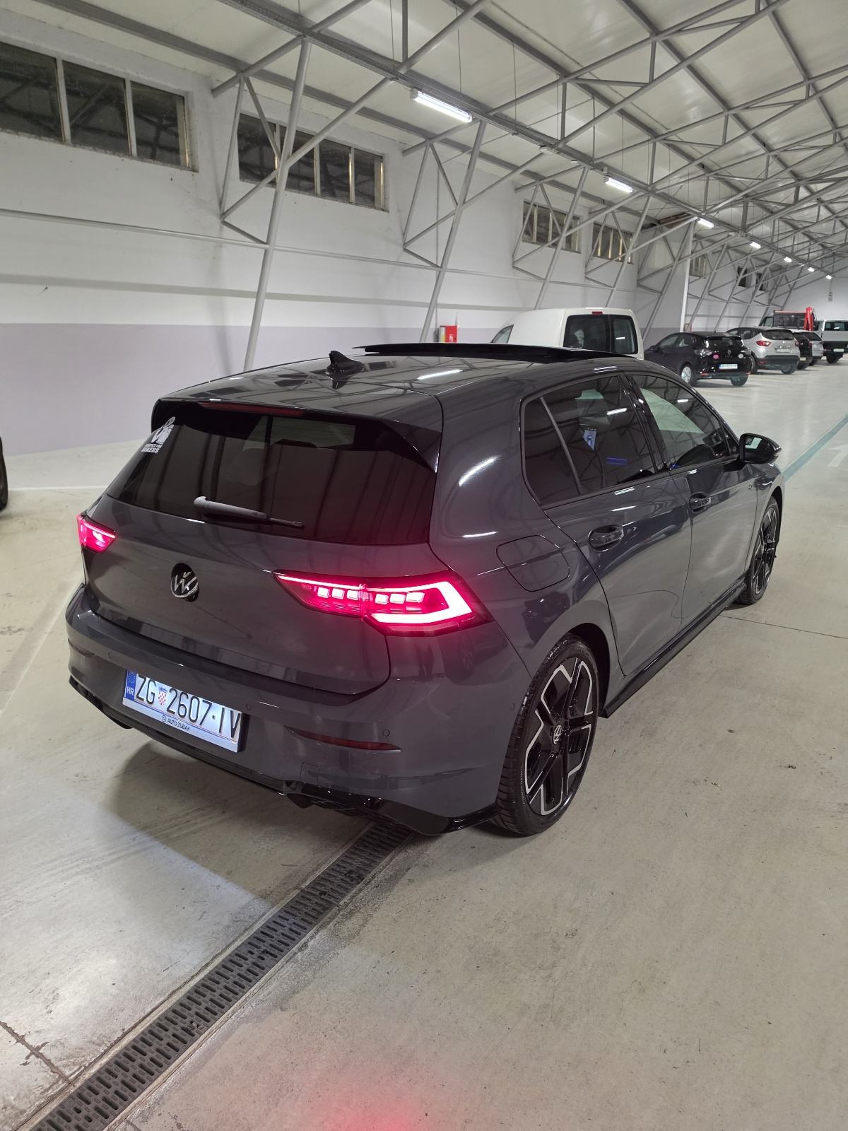 VW Golf 8 1,5 eTSI automatik, fotografija 6