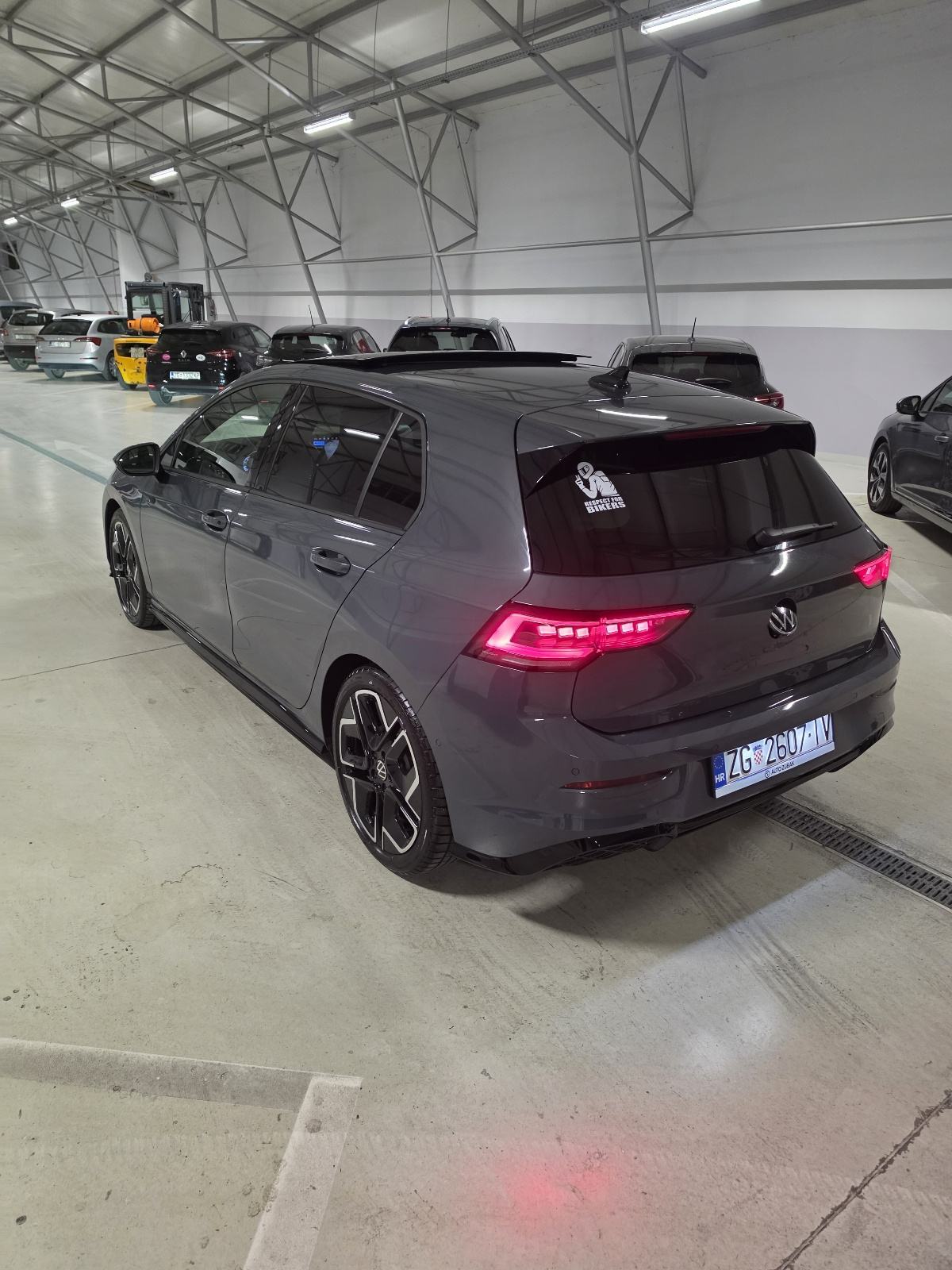 VW Golf 8 1,5 eTSI automatik, fotografija 4