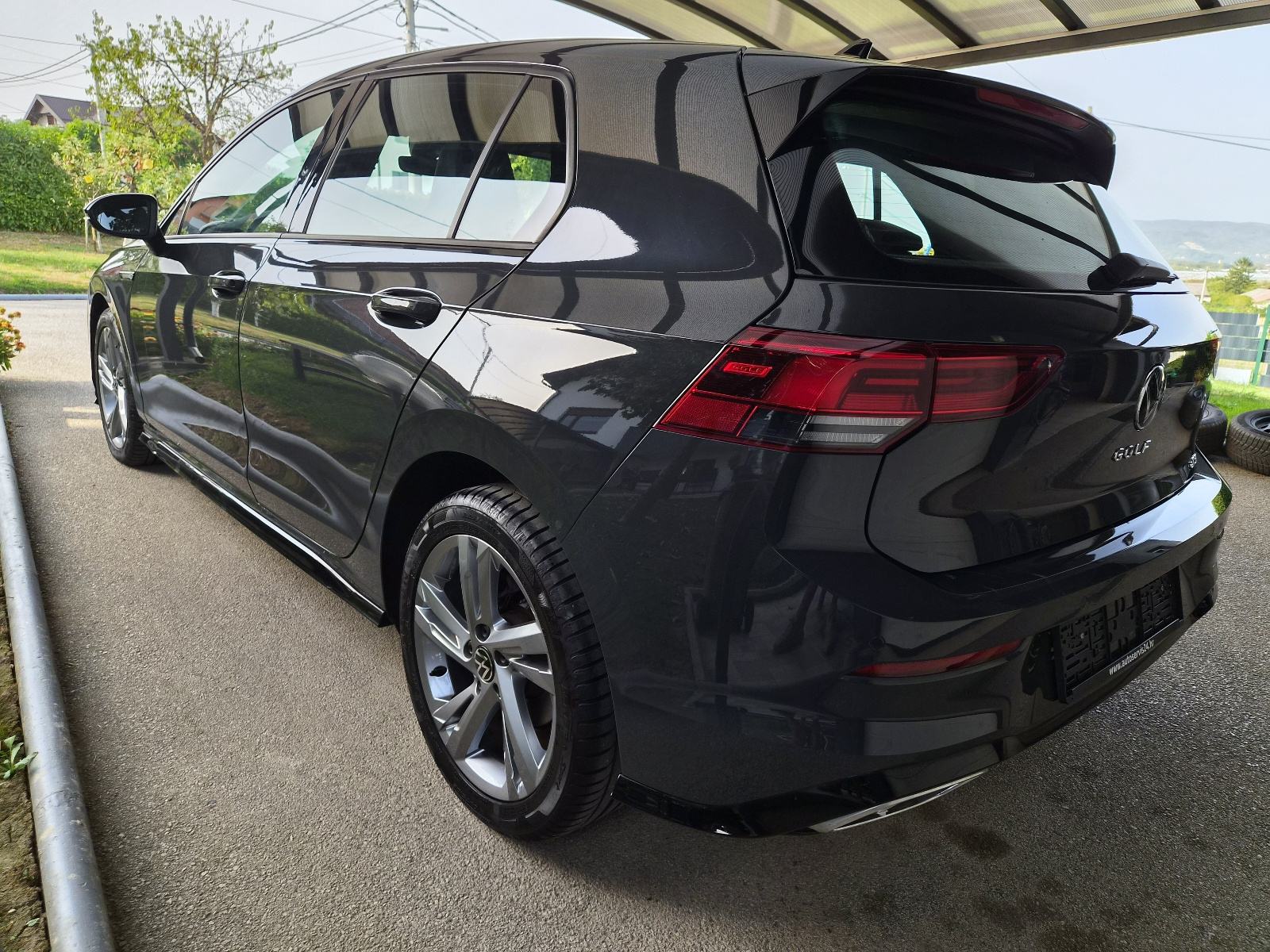 VW Golf 8 1,5 eTSI Dsg R-line 130ks (15200km), fotografija 5