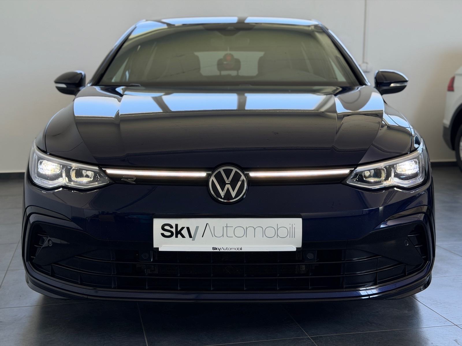 VW Golf 8 1,5 TSI DSG, R-LINE, JAMSTVO 24MJ, LEASING 0% UČEŠĆA, fotografija 3