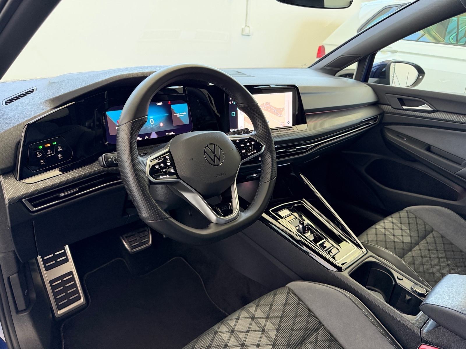 VW Golf 8 1,5 TSI DSG, R-LINE, JAMSTVO 24MJ, LEASING 0% UČEŠĆA, fotografija 9