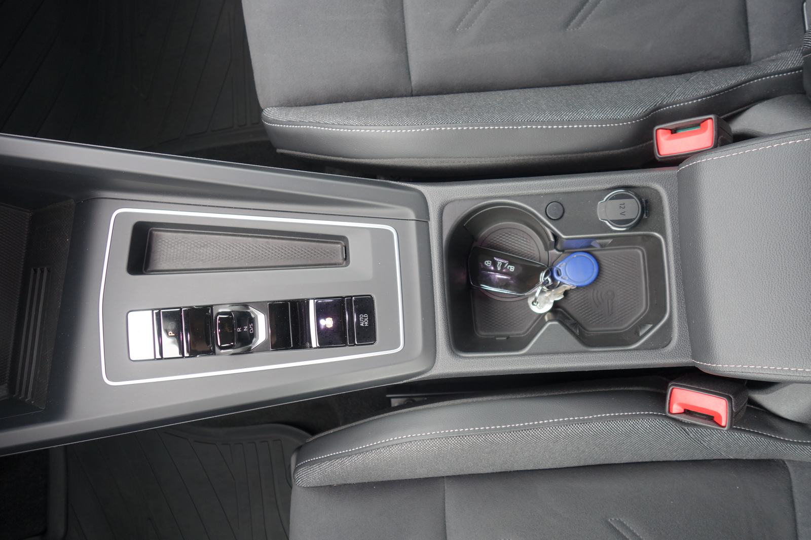 VW Golf 8 1,5 eTSI DSG eHybrid *MATRIX* ALU 18*, fotografija 15
