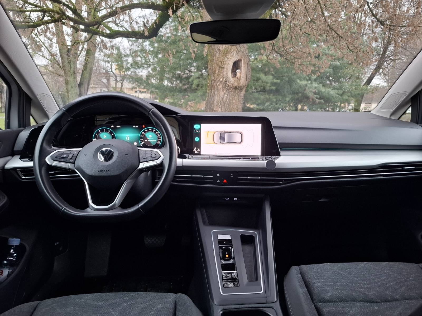 VW Golf 8 1,5 eTSI, DSG, F1, Automatik, Reg.01/27., fotografija 8